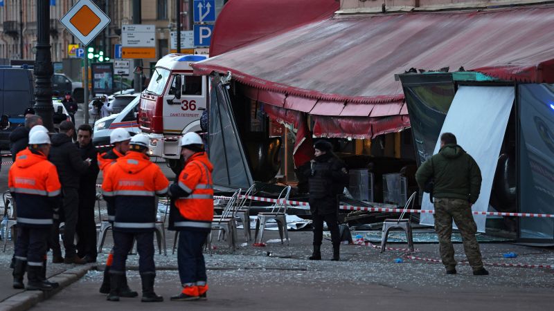 Смертельный взрыв в кафе Санкт-Петербурга: видеоинцидент